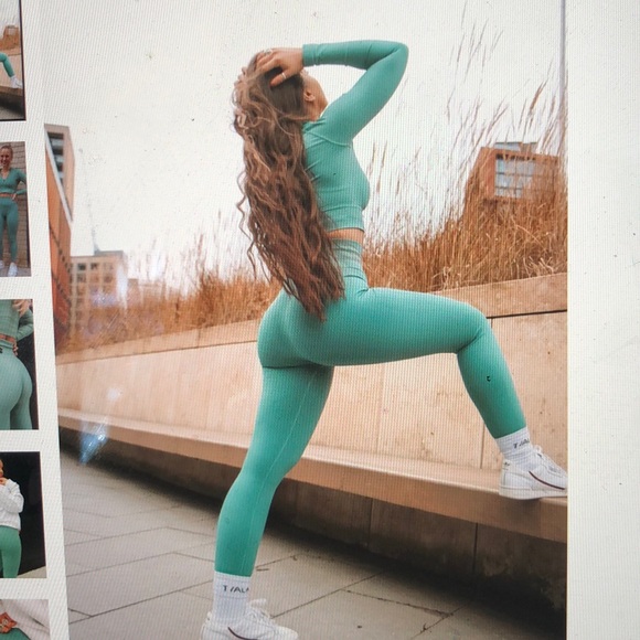 TALA Zinnia Legging - Picture 4 of 5